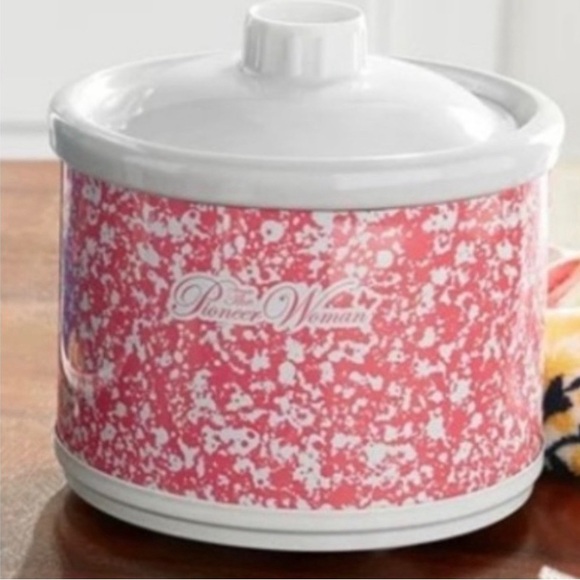 The Pioneer Woman Fancy Flourish Mini 0.65-quart Crock Pot/Slow Cooker - Picture 2 of 4